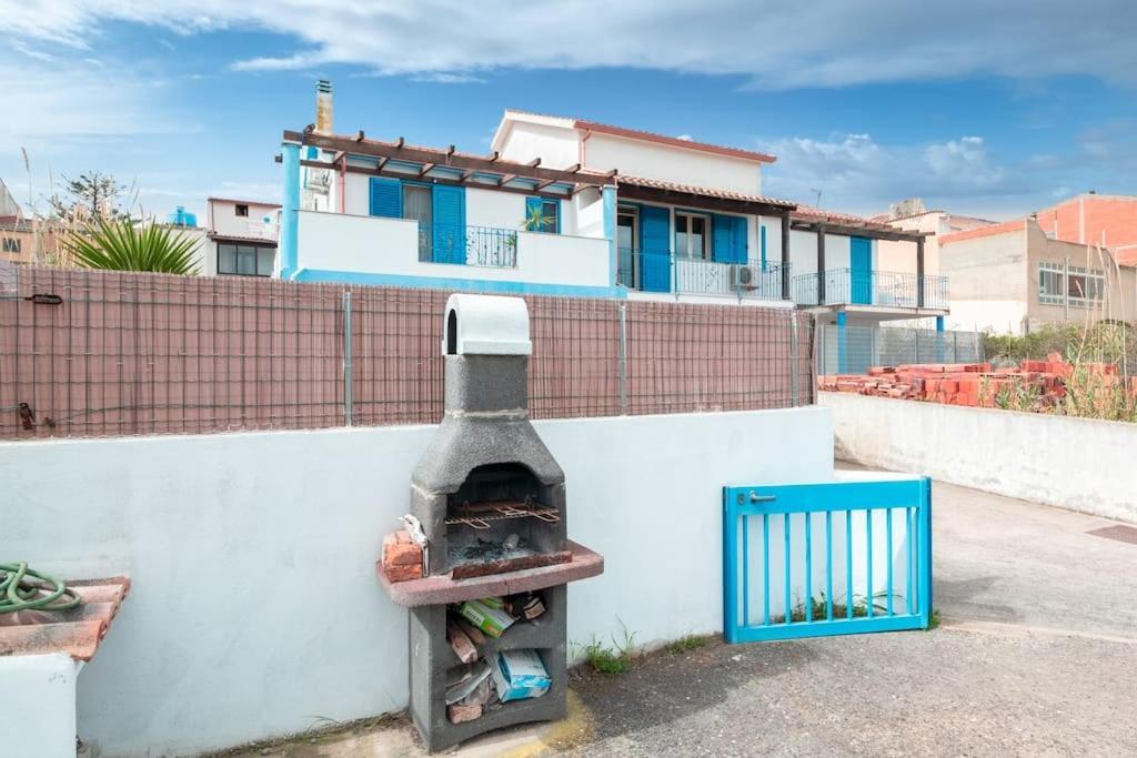 Casa Vacanza Sotto Torre Calasetta Exterior foto